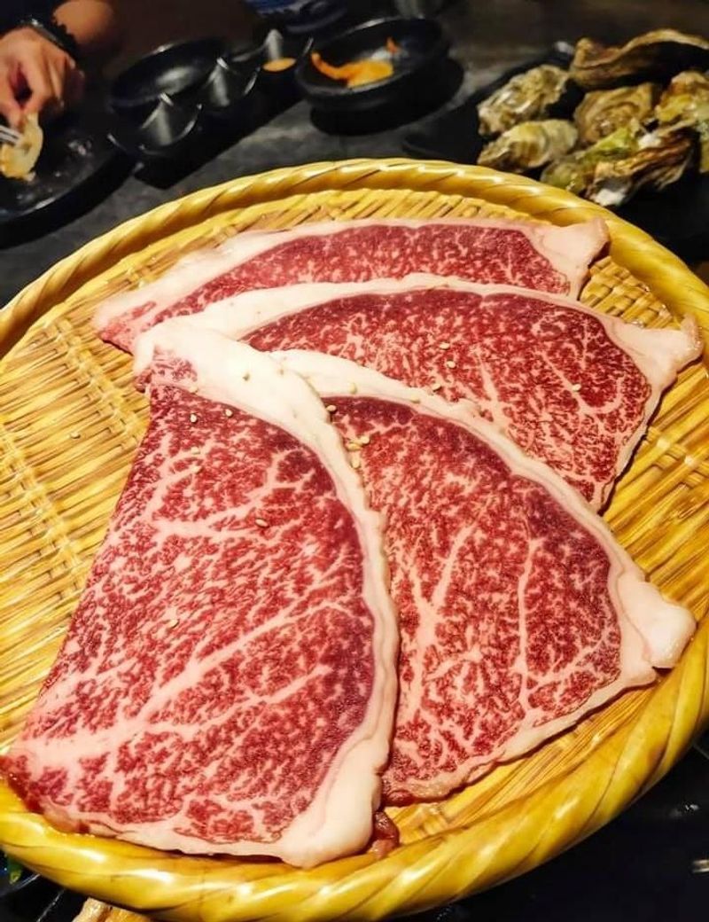 [食記] 台東炭火燒肉新指標-燒肉眾精緻炭火燒肉