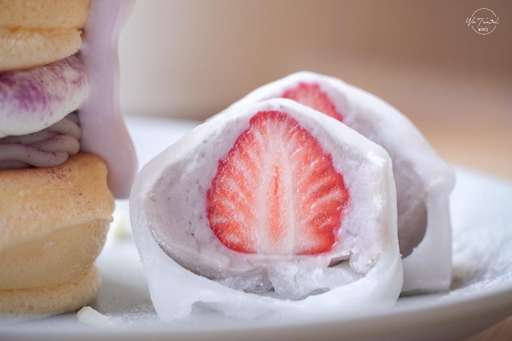 ▴芋泥草莓大福是讓最愛草莓的我整個立刻愛上，不甜不膩的滋味讓味蕾都打開