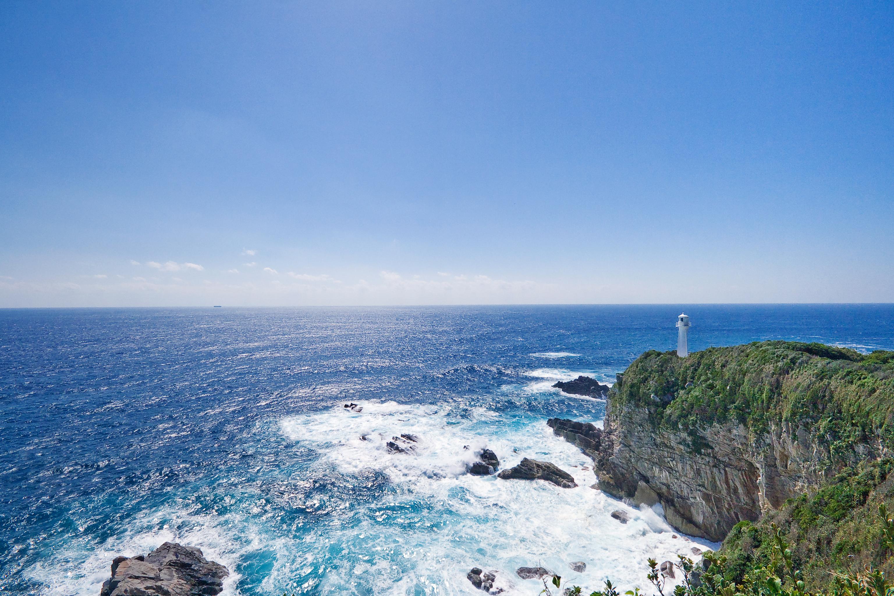 足摺岬位在四國最南端，可賞270度環太平洋全景