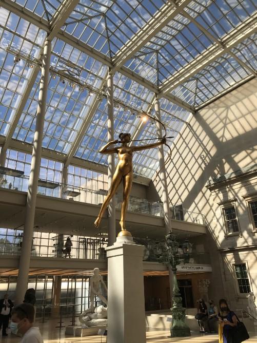 The American Wing Diana 青銅雕像 跟 Robert Lehman Collection